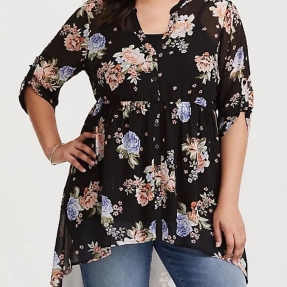 Torrid Black Floral Chiffon Babydoll Top Size 6